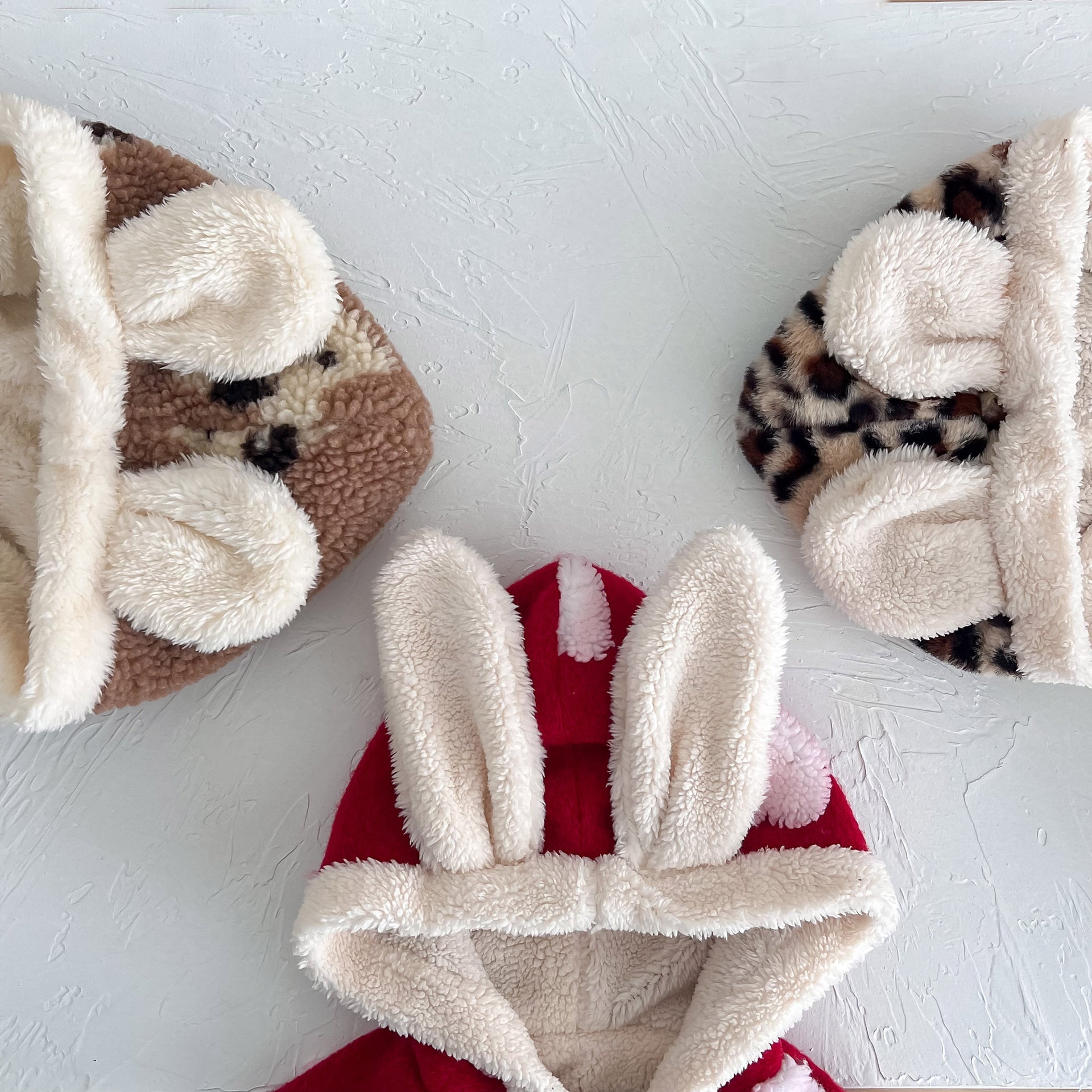 Autumn and Winter Baby Girl Cartoon Pattern Warm Cozy Fleece Cape