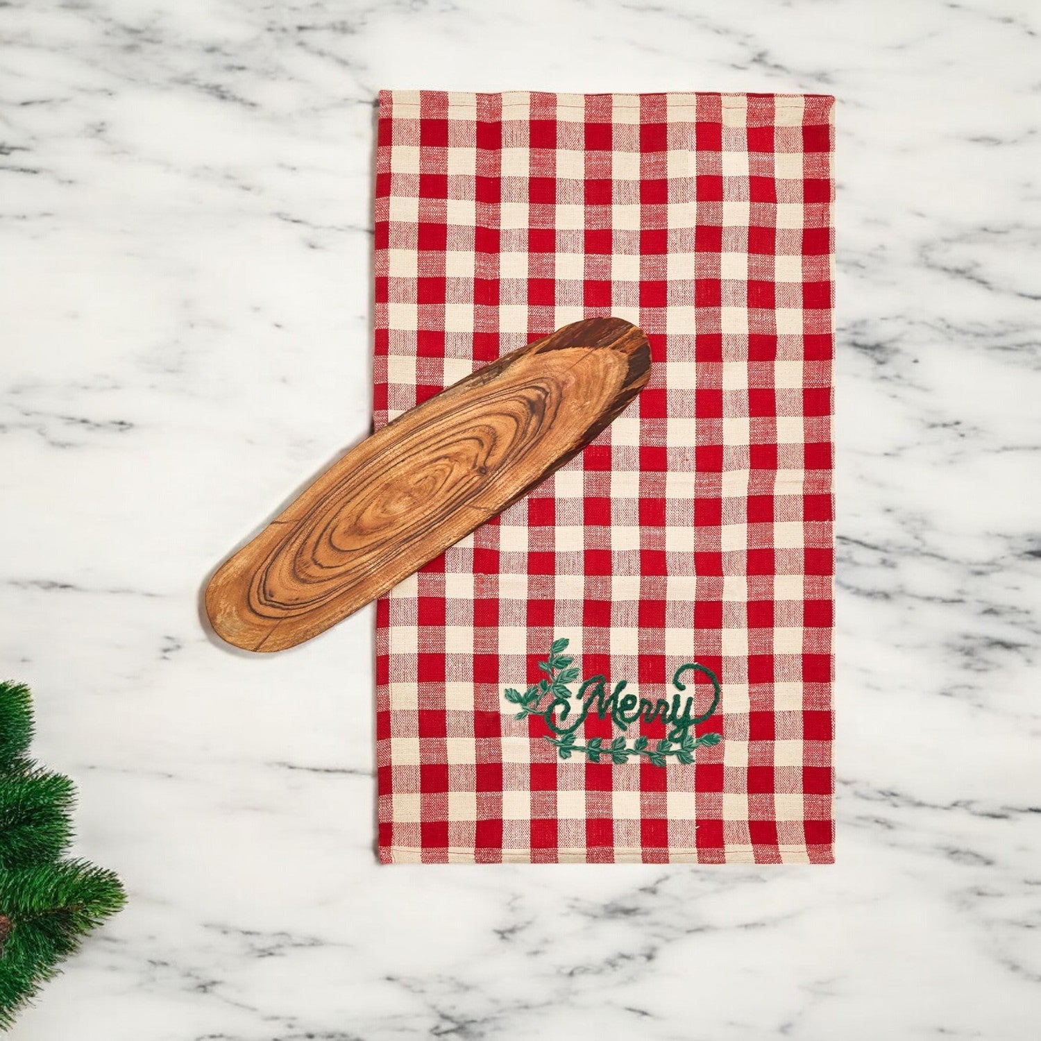 Holiday Charcuterie &amp; Tartan Towel Set