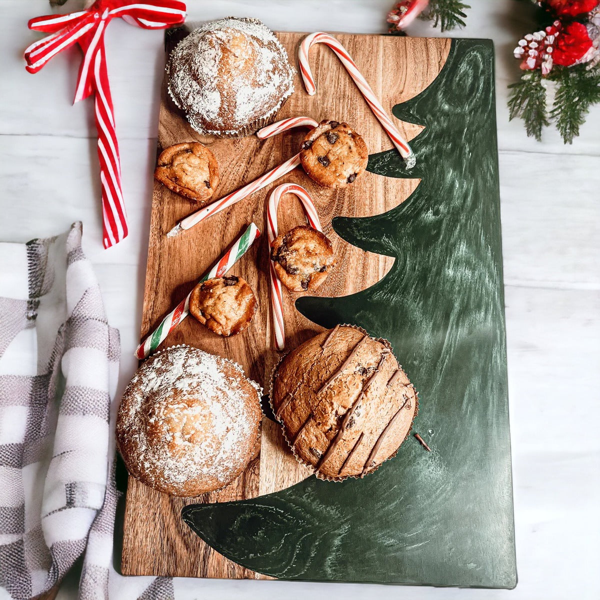 Christmas Serving Board Marble &amp; Wood