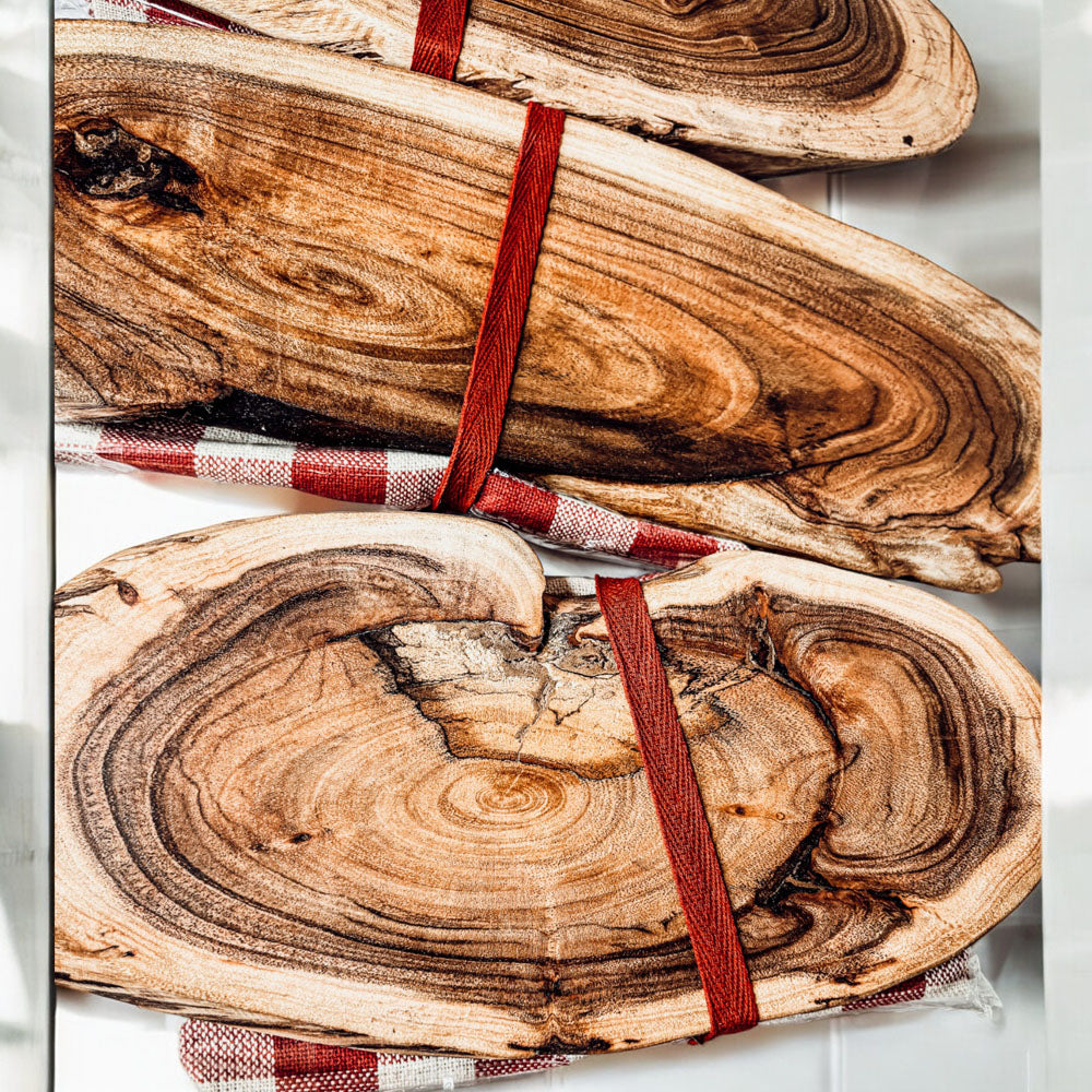 Holiday Charcuterie &amp; Tartan Towel Set