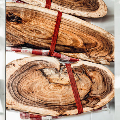 Holiday Charcuterie &amp; Tartan Towel Set