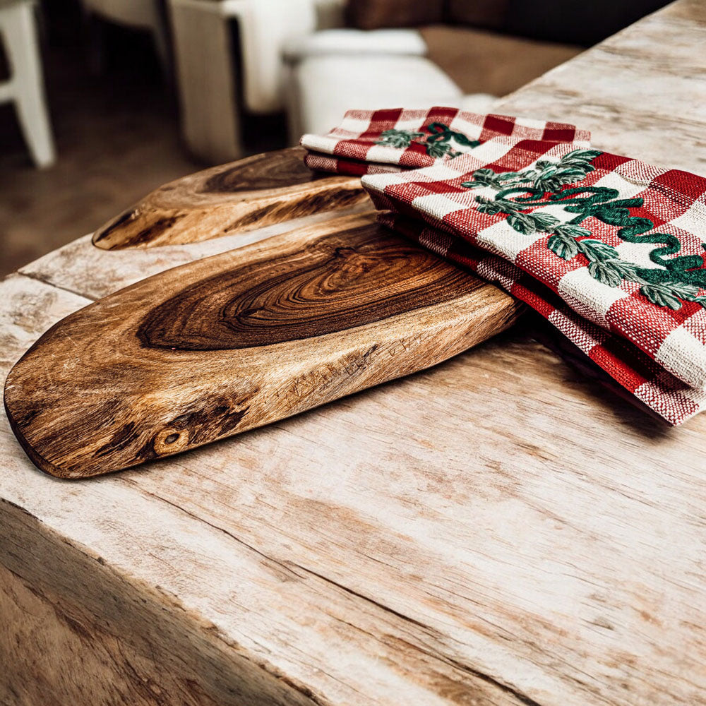 Holiday Charcuterie &amp; Tartan Towel Set