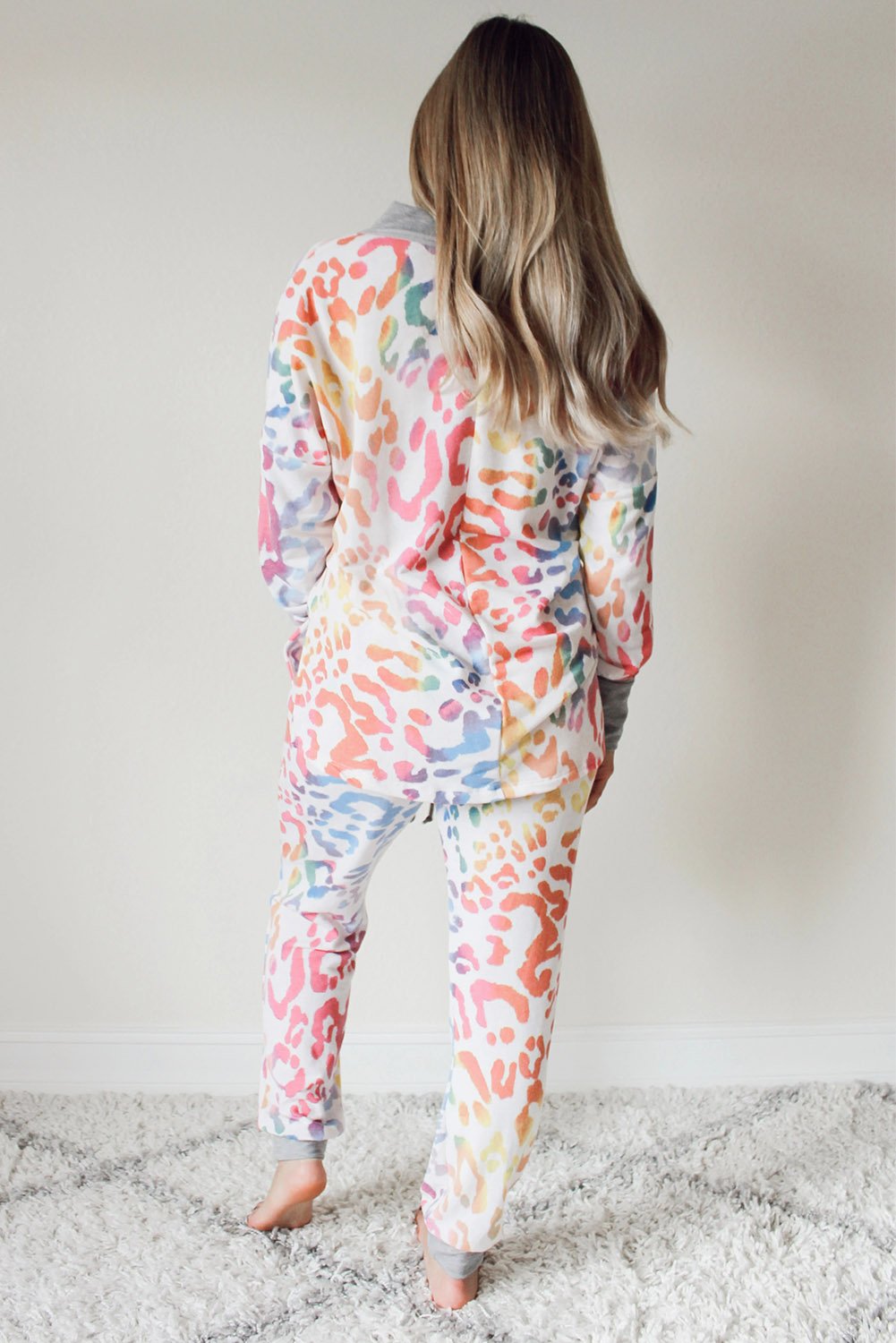 Multicolor V-neck Leopard Print Color Block Joggers Set